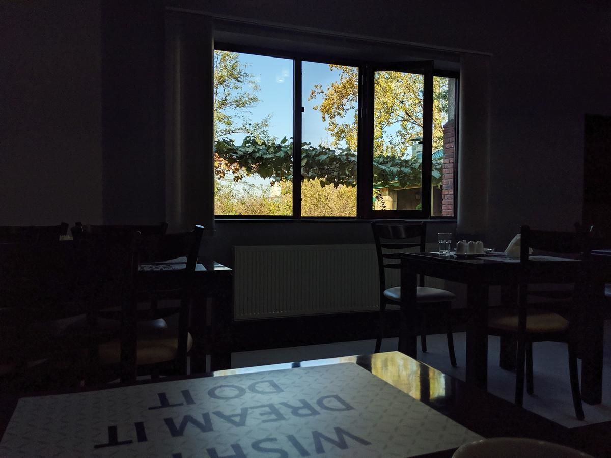 Отель Continental Hotel Кутаиси-15