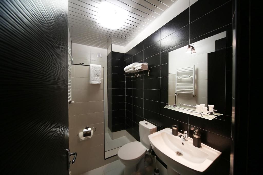 Отель Continental Hotel Кутаиси