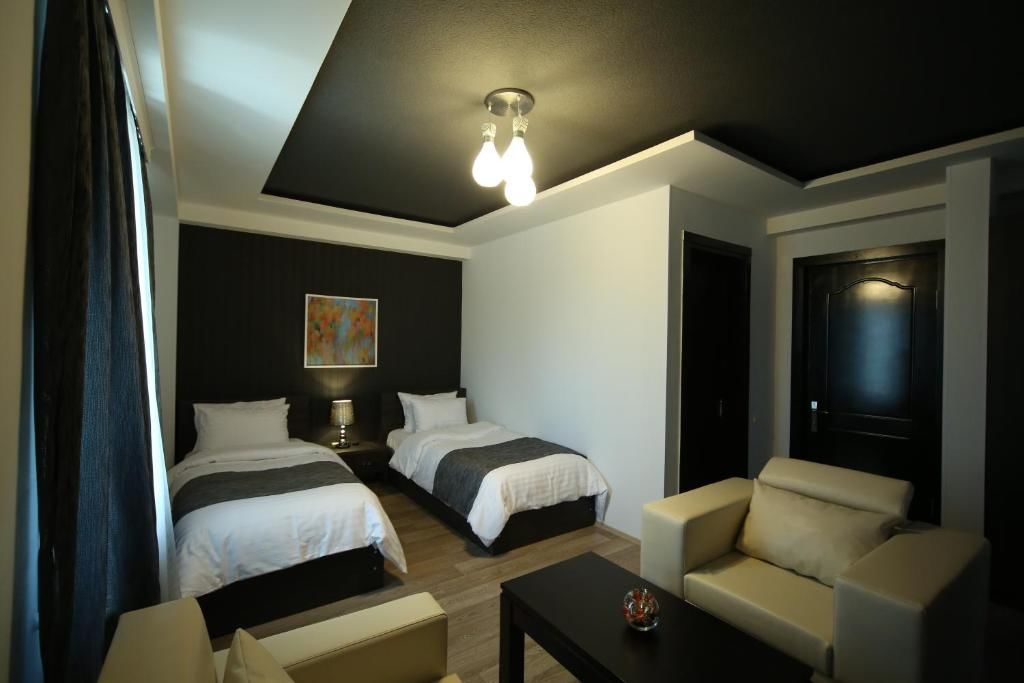 Отель Continental Hotel Кутаиси