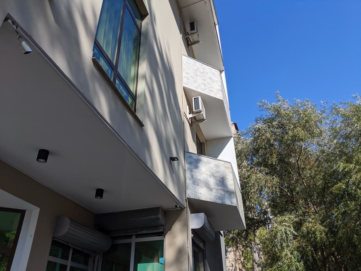 Отель Continental Hotel Кутаиси